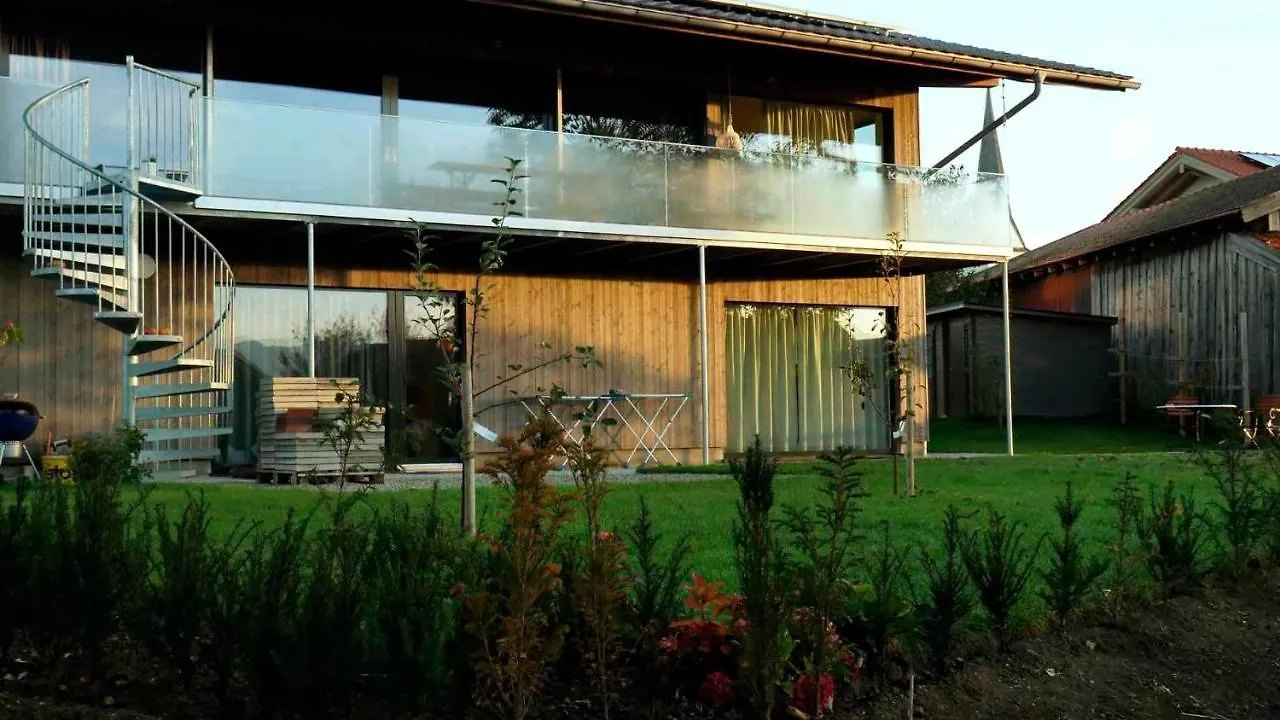 Apartment Lieblingseck Nachhaltige 5 Sterne Ferienwohnung Direkt Am Chiemsee Gstadt am Chiemsee