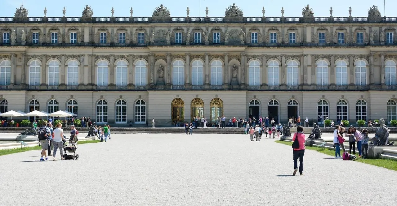 Lieblingseck Nachhaltige 5 Sterne Ferienwohnung Direkt Am Chiemsee Gstadt am Chiemsee
