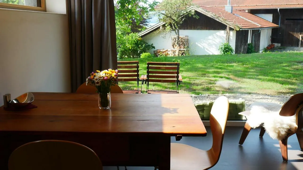 Apartment Lieblingseck Nachhaltige 5 Sterne Ferienwohnung Direkt Am Chiemsee Gstadt am Chiemsee